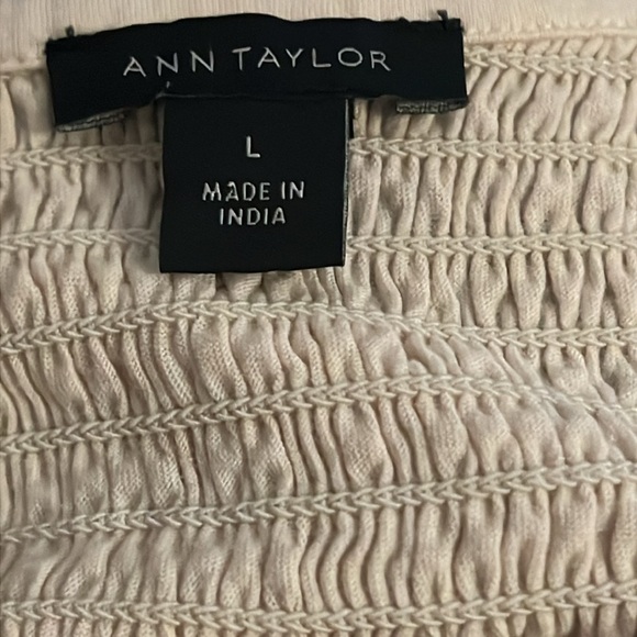 Ann Taylor cream smocked short sleeves cotton modal blend pull over top Sz L - Picture 6 of 7